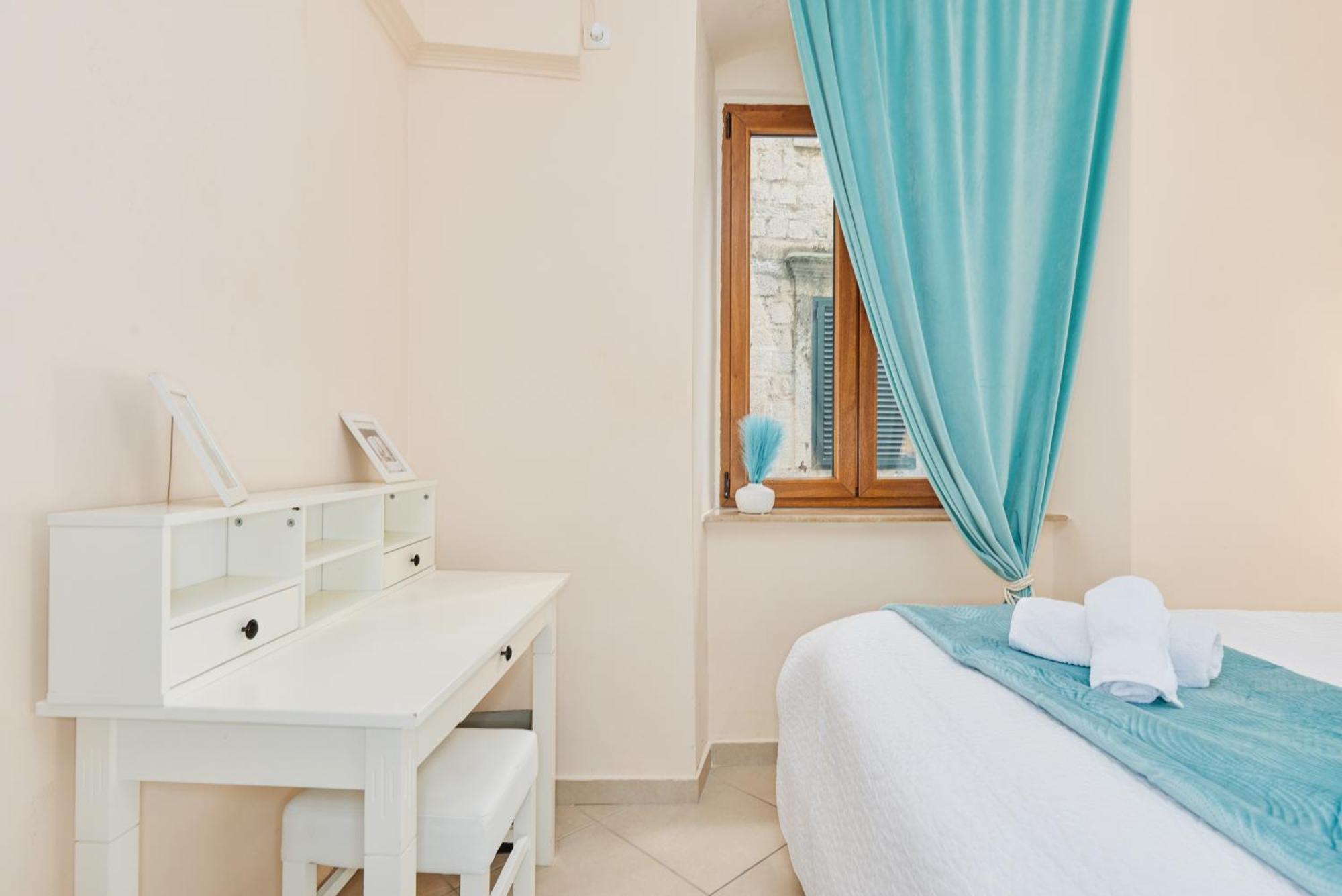 La Dolce Vita Apartments Cattaro Esterno foto