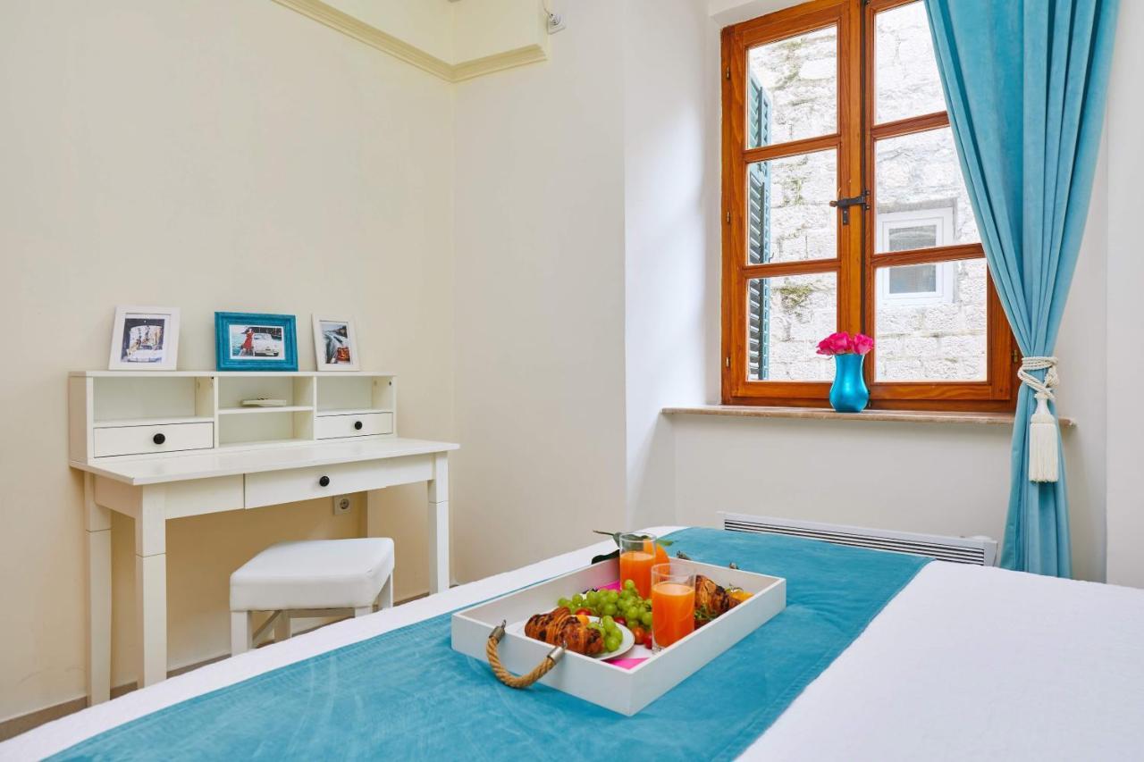 La Dolce Vita Apartments Cattaro Esterno foto