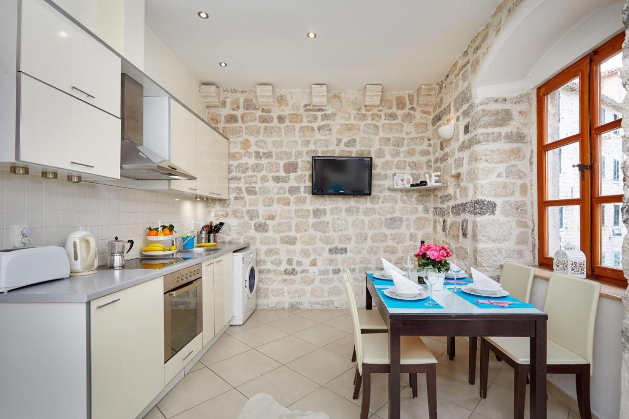 La Dolce Vita Apartments Cattaro Esterno foto